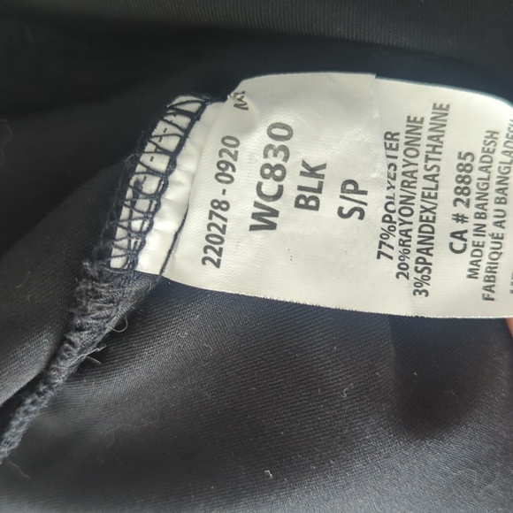 Women's Scrubstar Black Short Sleeve Wrap Top - S Like New - Picture 6 of 6